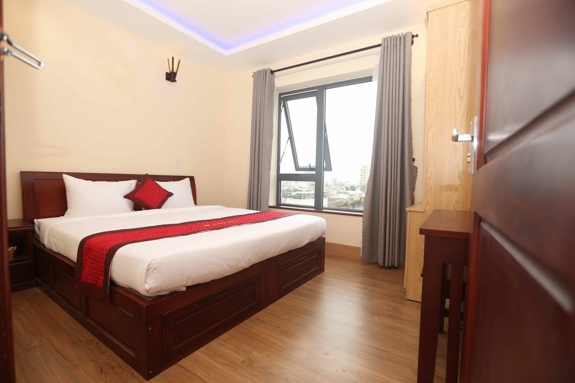 Stars Hotel Da Nang Exterior photo